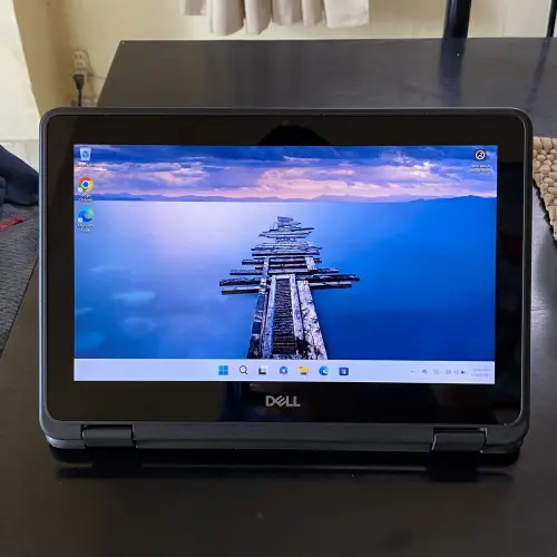 Laptop Dell Latitude 3190 2 en 1 usada, Intel Pentium N5030, 8GB RAM, 128GB SSD, pantalla táctil 11.6”'s photo #1